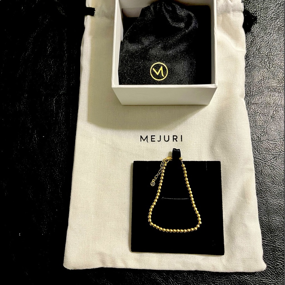 Mejuri Bold Spheres Bracelet .  Solid 14K gold.